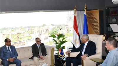 محافظ أسوان: وضع خطة متكاملة لتنفيذ مشروعات مستقبلية للأطفال