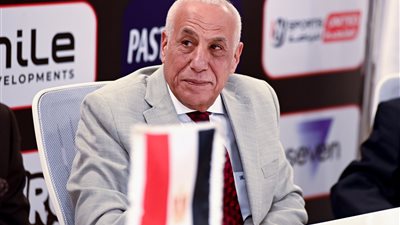 جلسة ثلاثية داخل منزل رئيس الزمالك اليوم لحسم مصير الجهاز الفني وعدد من الملفات 