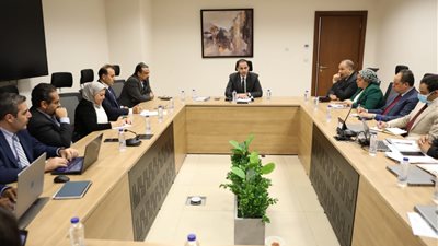 نائب وزير الصحة يبحث مع برنامج الأمم المتحدة الإنمائي آليات ميكنة القطاع الصحي وتعزيز الرقابة