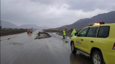 بدءًا من اليوم وحتى الأحد القادم.. الدفاع المدني السعودي يحذر من أمطار رعدية على بعض مناطق بالمملكة 