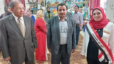 بالرسم والأعلام.. احتفالات طلاب كفر الزيات التعليمية بذكرى انتصارات أكتوبر