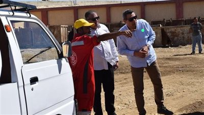 محافظ السويس: نسعى لتطوير العمل داخل الجراجات والورش الحكومية