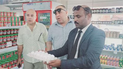 483 زجاجة زيت و968 كيلو السكر.. تموين بورسعيد تحرر محاضر مخالفات بالجملة خلال أسبوع