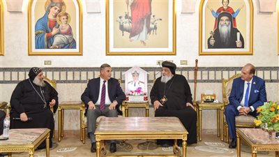 محافظ الإسكندرية يزور دير مارمينا العجايبي للوقوف على معوقات التطوير