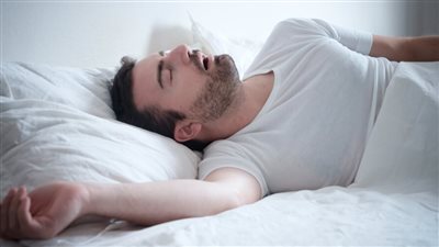 دراسة تكشف أسباب غير شائعة للإصابة باضطرابات النوم
