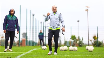 ضحايا الدوري المصري| رحيل 11 مدربا بعد 15 جولة.. وعلي ماهر من المصري لسيراميكا في 24 ساعة