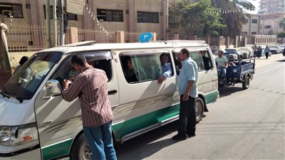 حملة لمتابعة التزام سائقي السيرفيس بالتعريفة المقررة في الفيوم