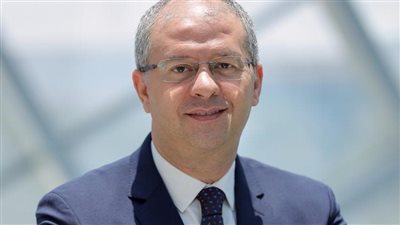 المصرية للاتصالات تعين وائل حنفي نائبا للرئيس التنفيذي للشئون المالية