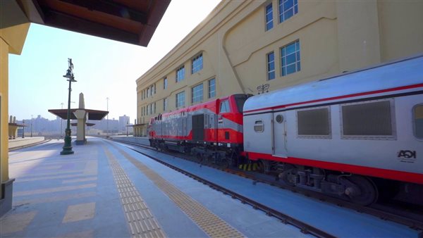 القطارات في محطة