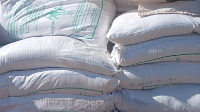 ضبط 3 أطنان سكر تمويني قبل بيعها في السوق السوداء بأسيوط