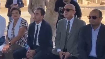 بحضور السفير الفرنسي.. محافظ الأقصر يعلن اكتشاف أثري جديد في معابد الكرنك | بث مباشر