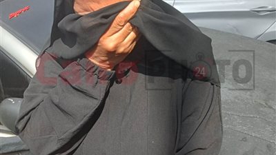 والدة سائق ميكروباص معدية أبو غالب: قلبي وجعني على ابني وكان بيحاول ينقذ أرواح البنات