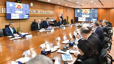 رئيس بتروشروق: 2 مليار قدم مكعب غاز يوميًا متوسط إنتاج حقل ظهر 2023- 24