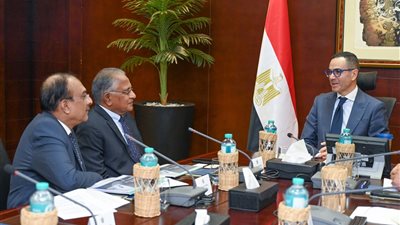 وزير الاستثمار: نعمل على توفير المزيد من التيسيرات للمستثمرين وتذليل أي عقبات تواجه الشركات 