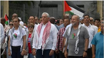 رئيس كوبا يقود مظاهرة دعما لغزة وللمطالبة بوقف العدوان الإسرائيلي