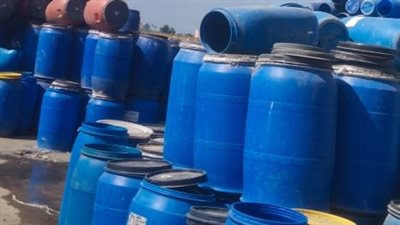 ضبط 33 طن مخلل وملح غير صالحة للاستهلاك الآدمي بالبحيرة