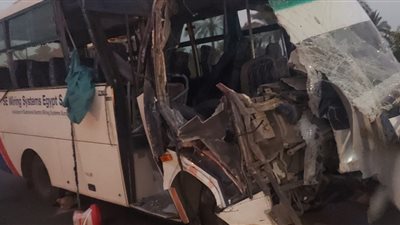 إصابة 6 أشخاص إثر انحراف أتوبيس محمل بالركاب على طريق قنا - سفاجا