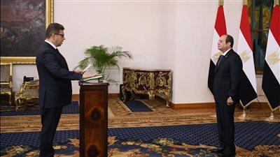 اللواء حسن محمود رشاد رئيسًا للمخابرات العامة وتعيين اللواء عباس كامل مستشارا لرئيس الجمهورية