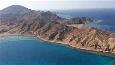 تعرف على جزيرة الزبرجد.. أقدم مناطق إنتاج أحجار الزبرجد النفيس في العالم| صور