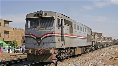 بعد حادث دهس الطفلين.. عودة حركة القطارات تدريجيا على خطوط السكة الحديد