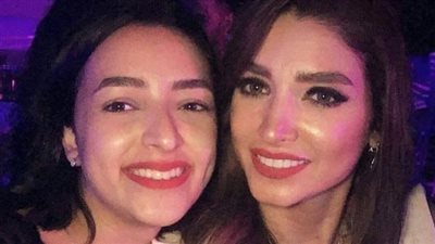 مايا أشرف زكي: لن أشارك أمي في عمل فني.. وروجينا: أولادي أتربوا في بيئة فنية