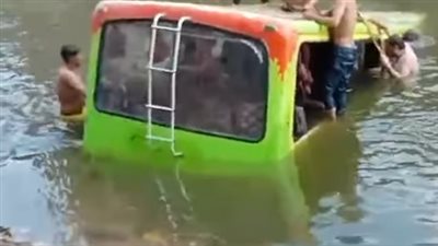 عطل بالفرامل.. الداخلية تكشف تفاصيل سقوط أتوبيس في ترعة بالقليوبية