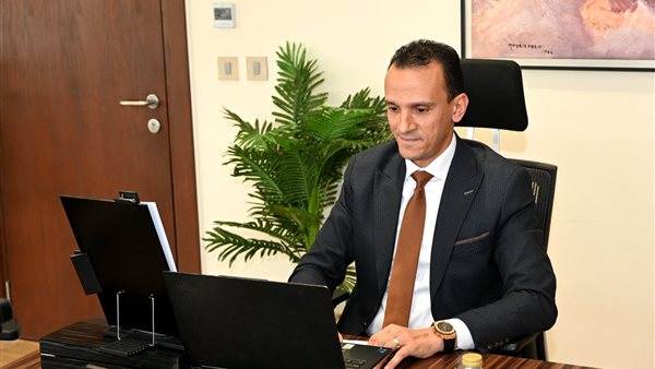 الدكتور عبد الخالق