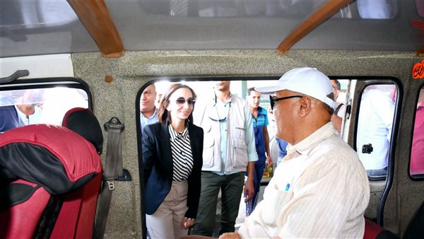 محافظ البحيرة تتفقد