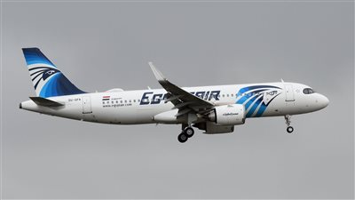 حلم السفر بالطائرة للمتزوجة.. دلالة على الرخاء والخير