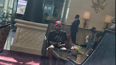 مؤمن زكريا يصل إلى الإمارات لحضور بطولة كأس السوبر المصري