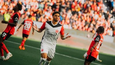 مرموش يقود تشكيل آينتراخت فرانكفورت أمام بوخوم في الدوري الألماني