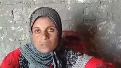 أسرة تستغيث لبناء سقف منزلها بسوهاج: الشتا داخل علينا والبرد والمطر بيبهدلونا | بث مباشر