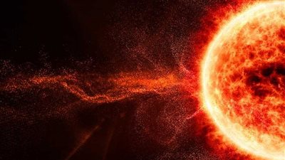 تعطل الإنترنت لأسابيع.. تحذيرات من عاصفة شمسية قوية تضرب الأرض | بث مباشر