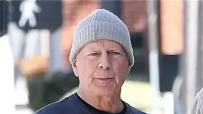 صورة جديدة صادمة لبروس ويليس في خضم معركته مع الخرف