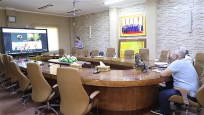 الوادي الجديد تبحث إنشاء مصنع لتدوير مخلفات النخيل 