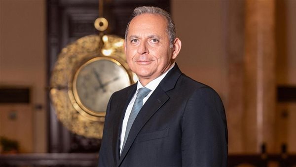 هشام عكاشة - رئيس