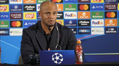 كومباني عن مواجهة برشلونة: سنواجه واحدًا من أفضل الفرق في أوروبا