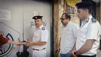 غلق وتشميع مدارس تعليمية سودانية ويمنية مخالفة بمنطقة فيصل | صور