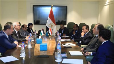 الصحة: تدريبات متخصصة للكوادر الفلسطينية في مراكز الأورام وزراعة النخاع بمصر.. ومباحثات لإنشاء مركز للسرطان برام الله