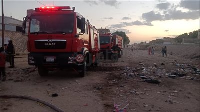 غير مرخص والنيران أكلت الأقمشة.. التفاصيل الكاملة لحريق مصنع ملابس في شبرا الخيمة 