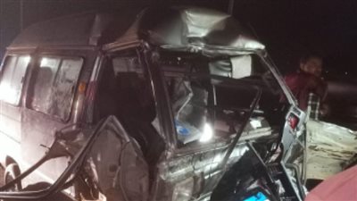 مصرع شخصين وإصابة 7 آخرين في انقلاب سوزوكي على طريق القاهرة - الفيوم