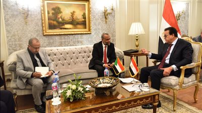 وزير الصحة يبحث مع نظيره السوداني تعزيز الزمالة الطبية ودعم إنتاج الدواء