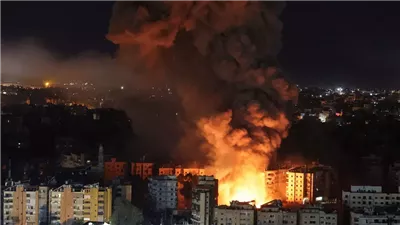 الجيش الإسرائيلي يشن غارات كثيفة على الضاحية الجنوبية للعاصمة اللبنانية بيروت 