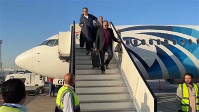 أبطال السوبر.. وصول بعثة الأهلي إلى مطار القاهرة بعد الفوز علي الزمالك