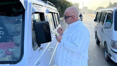 ضبط 130 مخالفة لسيارات السرفيس لتقطيع خطوط السير وتحصيل أجرة زائدة بالجيزة