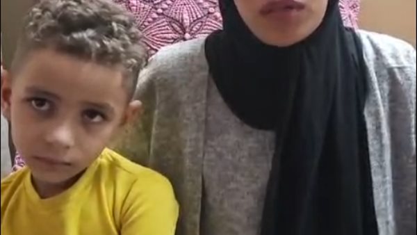 والدة صغير الخصوص