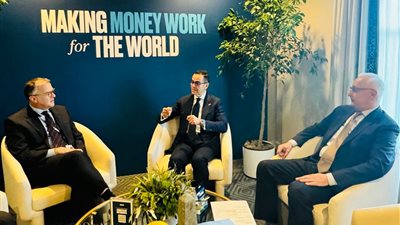 وزير الاستثمار يلتقي مسؤولي بنك BNY Mellon لاستعراض الإصلاحات الاقتصادية المصرية وفرص الاستثمار
