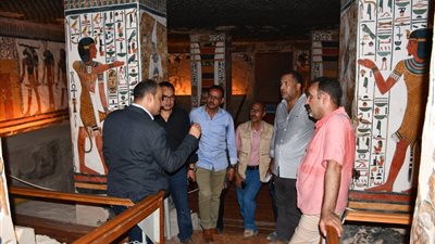 الأعلى للآثار يدرس إمكانية إعادة فتح مقبرة الملكة نفرتاري بالأقصر للزيارة