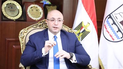 محافظ بني سويف: تمويل مشروعات صغيرة بـ8.7 مليون جنيه لدعم الشباب والمرأة المعيلة
