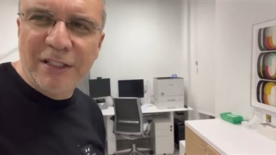 عمرو الليثي يجري فحوصات طبية في مستشفى كليفلاند بـ لندن